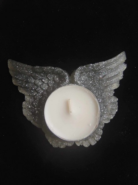 Castiçal de orgonite para magia angelical - Asas de anjo