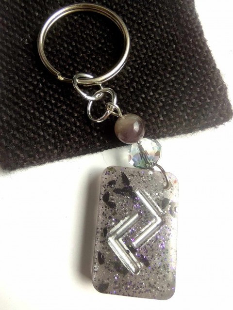Personal amulet with norse rune Jera according to birth date 13-28th December