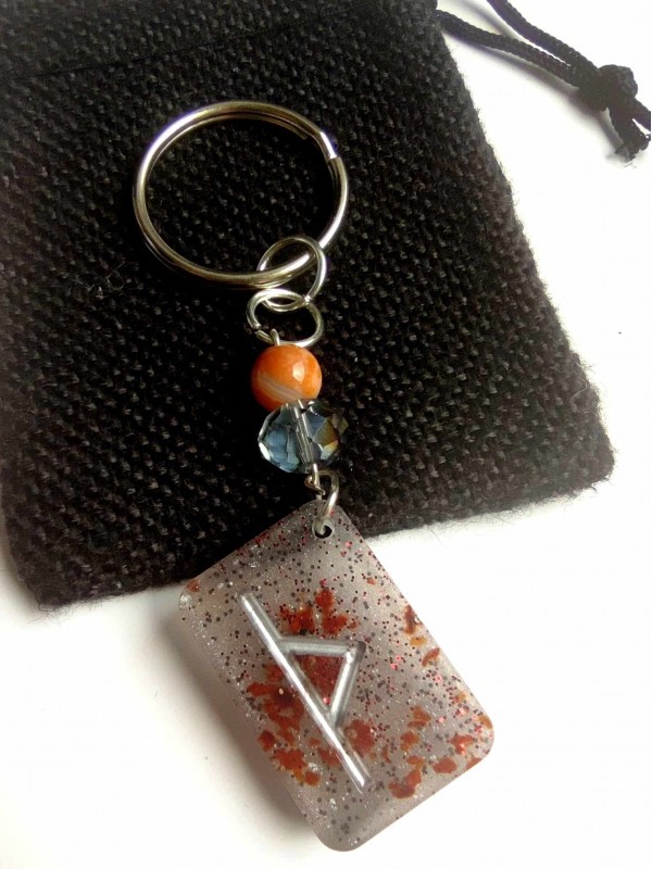 Personal amulet with norse rune Thurisaz according to birth date 29th of July to 13th of August
