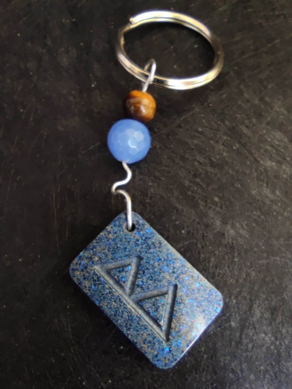 Keychain orgonite talisman with a Futhark rune for love, marriage, and children - Berkana