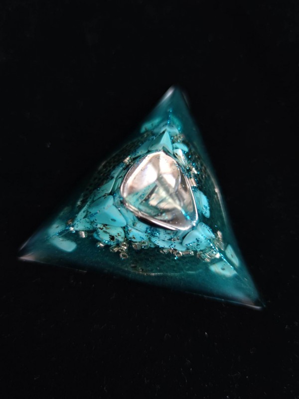 Three-sided orgonite pyramid with turquoise for luck and abundance - "Gift from Fate" XXL