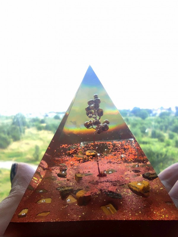 Оргонитовая пирамида с тигровым глазом - "Дерево богатства и здоровья" - XL