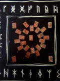 Pânză de altar - Pad de divinație Futhark