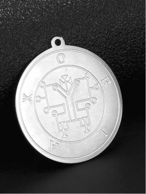 Pendant with sigil for summoning the demon Oriax - for fame and success