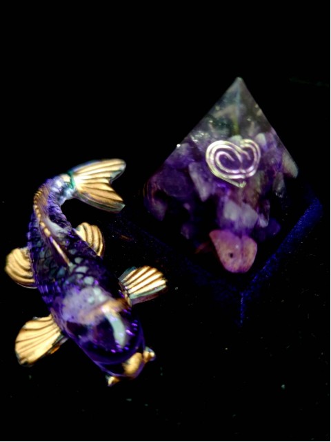 Orgonite gift set for a new home for attracting luck and abundance - feng shui Koi fish and orgone pyramid with Amethyst
