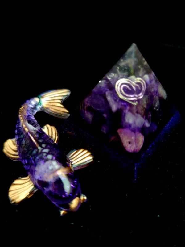 Orgonite gift set for a new home for attracting luck and abundance - feng shui Koi fish and orgone pyramid with Amethyst