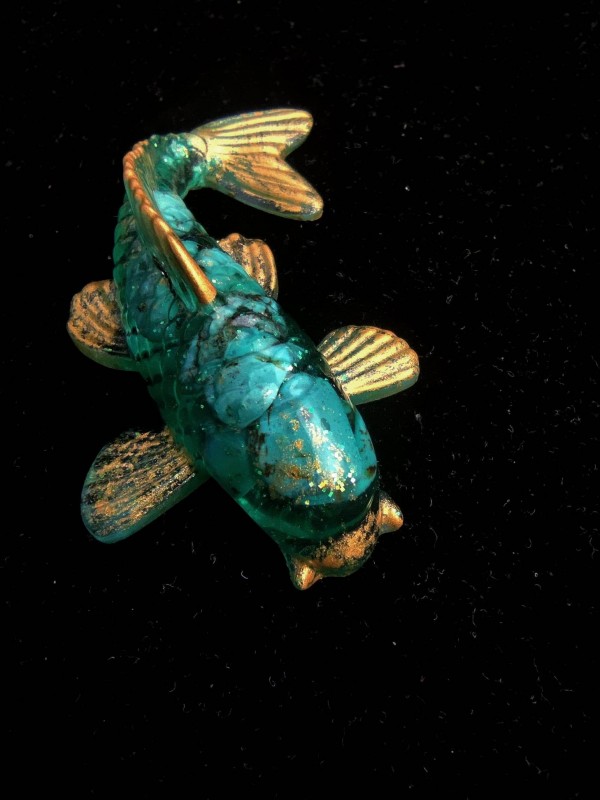 Feng shui talisman for attracting luck in the home - Koi fish with Turquoise