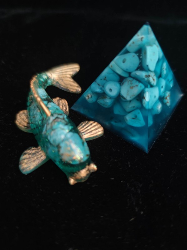 Orgonite gift set for a new home for attracting luck - feng shui Koi fish and orgone pyramid with Turquoise