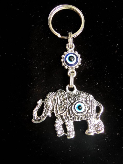 Llavero amuleto para protección con nazar - Elefante