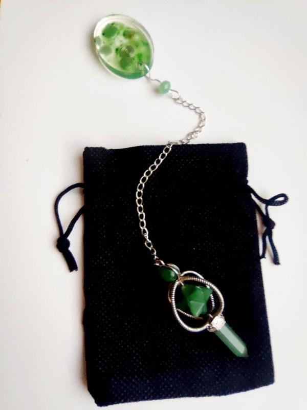 Orgonite pendulum for divination for money and luck with jade