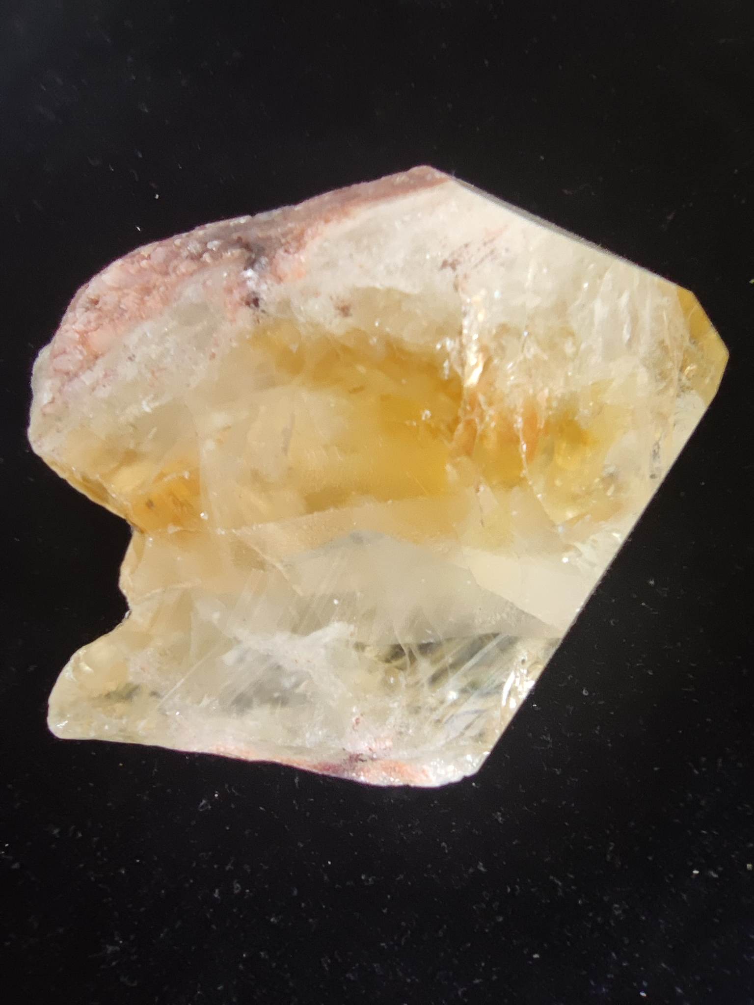 Gran piedra citrina natural para atraer dinero y salud al hogar.