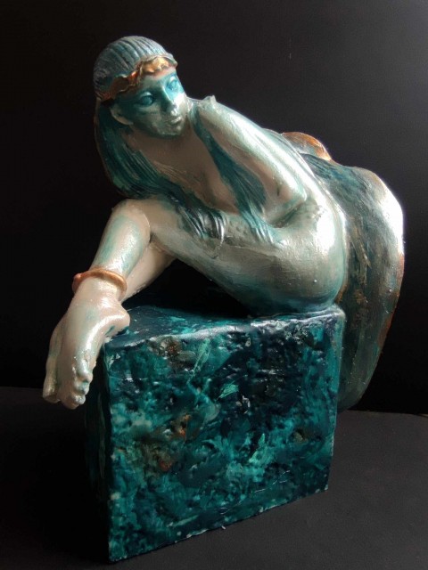 Sculptură decorativă unică în zodia Pești