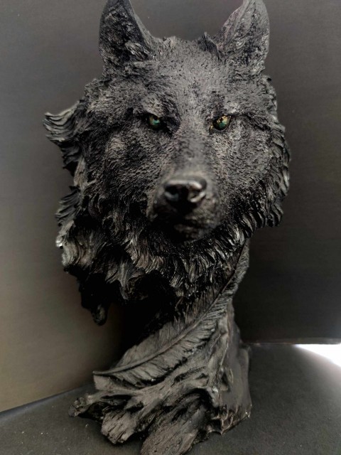 Wolfsstatue zur Dekoration zu Hause oder im Büro – Wolf-Totemtier