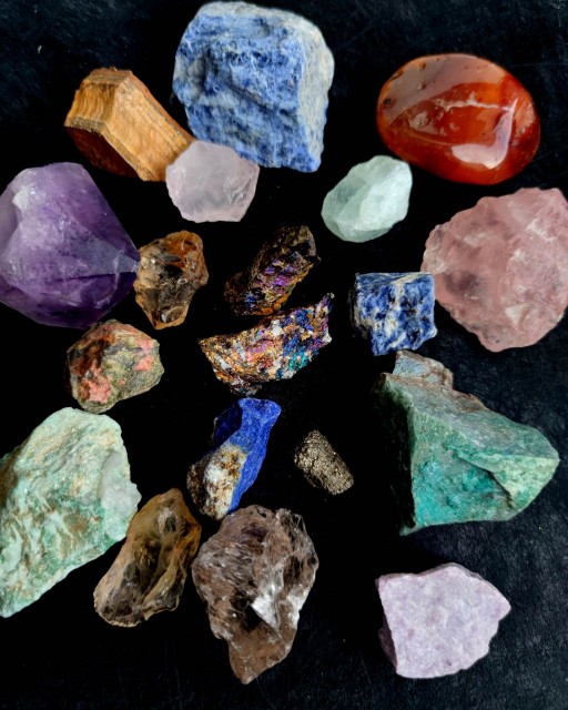 Natural Semi-precious Stones and Crystals